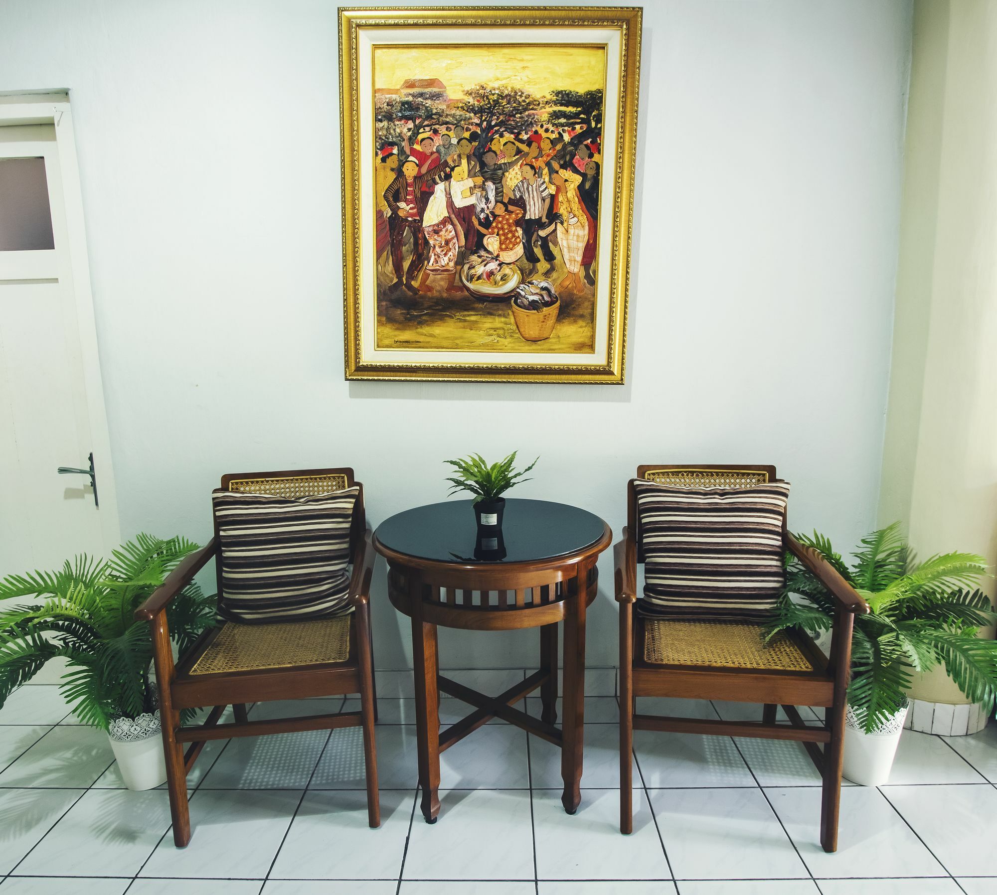 Ndalem Sarengat Apartment Yogyakarta Exterior foto